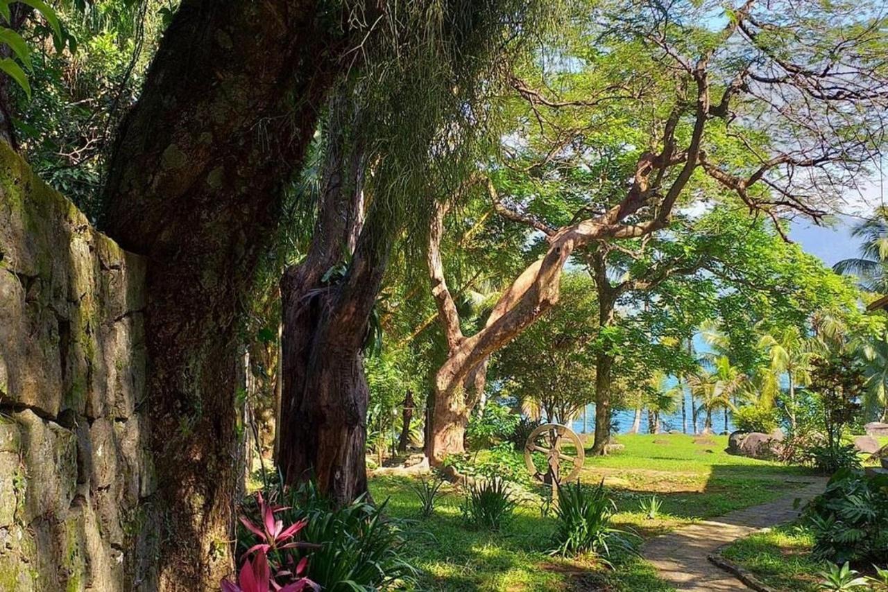 Elephant Guesthouse Beira Mar - Suites Com Cafe Da Manha Ilhabela Bagian luar foto