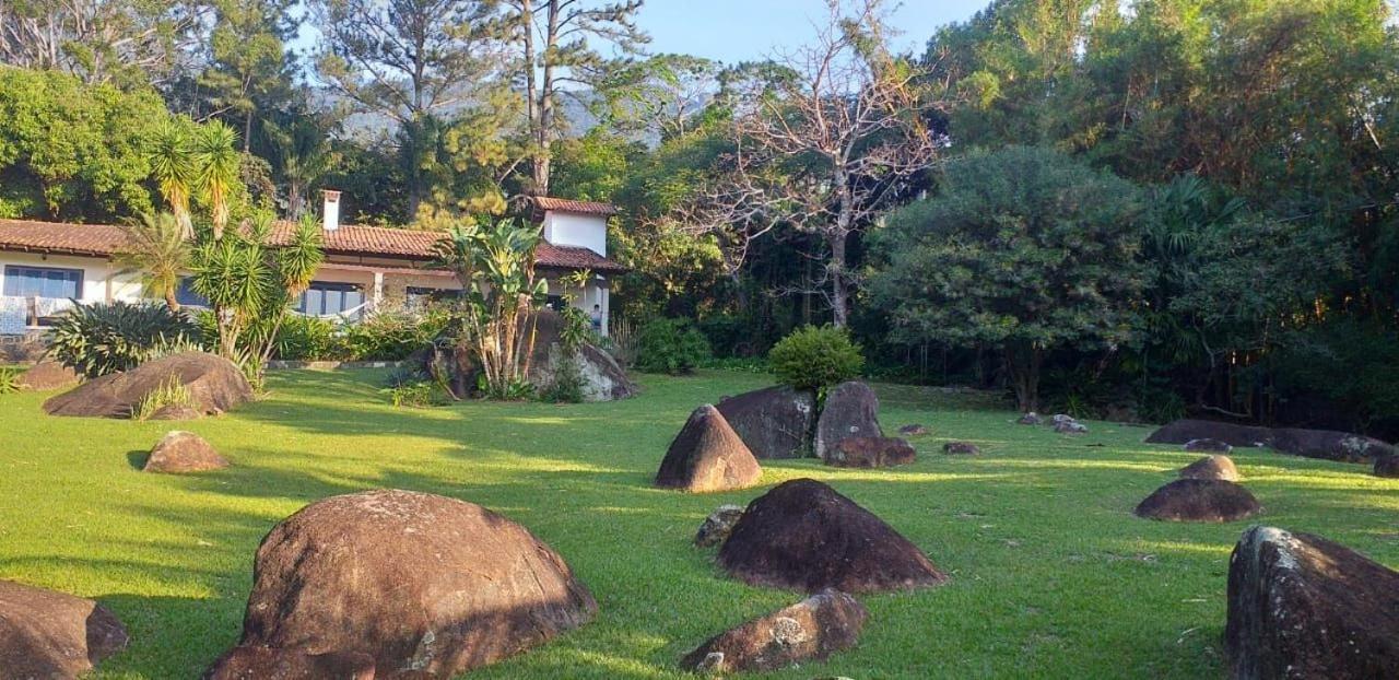 Elephant Guesthouse Beira Mar - Suites Com Cafe Da Manha Ilhabela Bagian luar foto