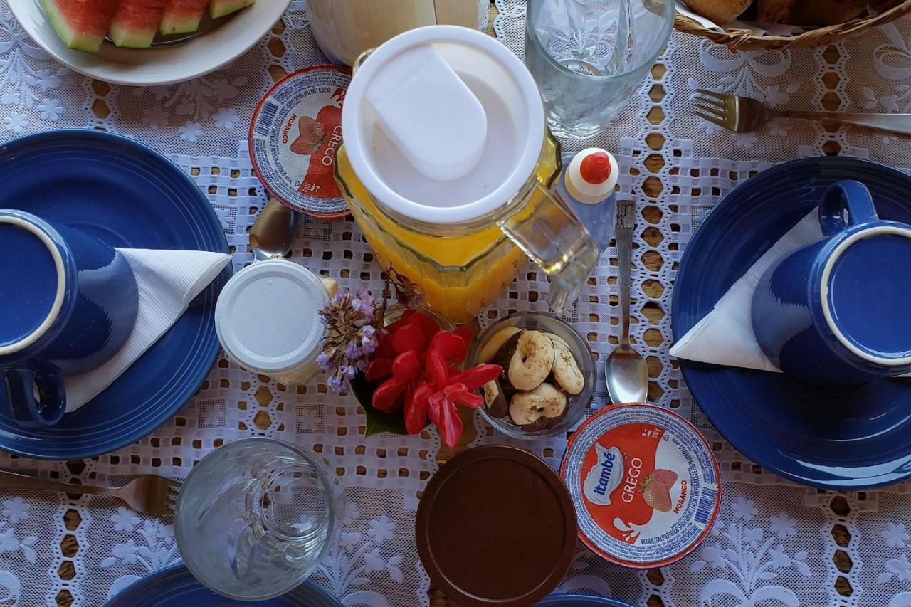Elephant Guesthouse Beira Mar - Suites Com Cafe Da Manha Ilhabela Bagian luar foto