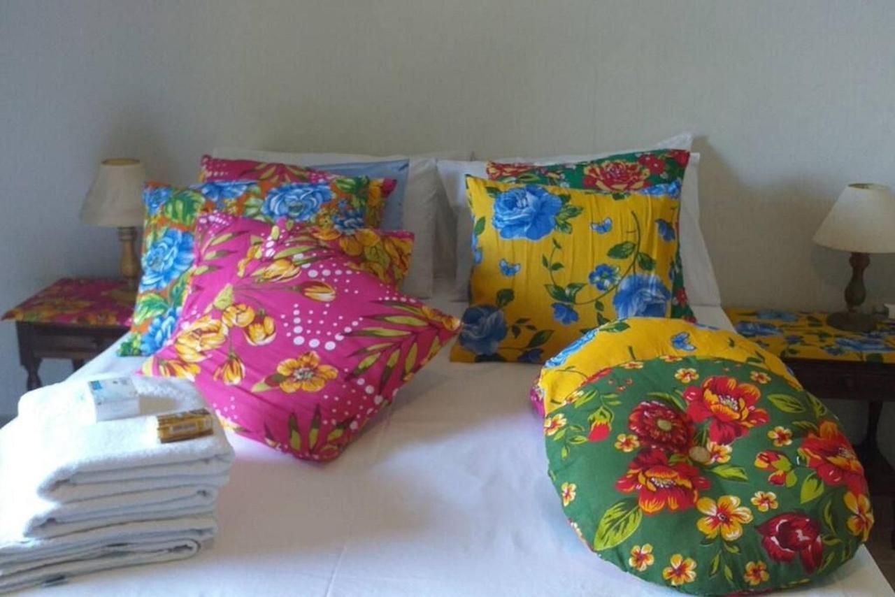 Elephant Guesthouse Beira Mar - Suites Com Cafe Da Manha Ilhabela Bagian luar foto